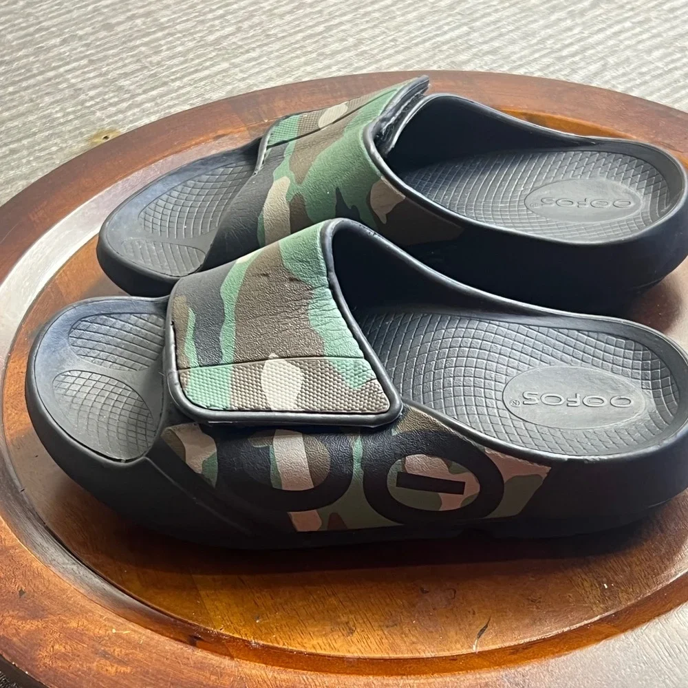 Oofos OOahh Sport Flex Slides Mens 4 Womens 6 Recovery Sandal Camo Adjustable